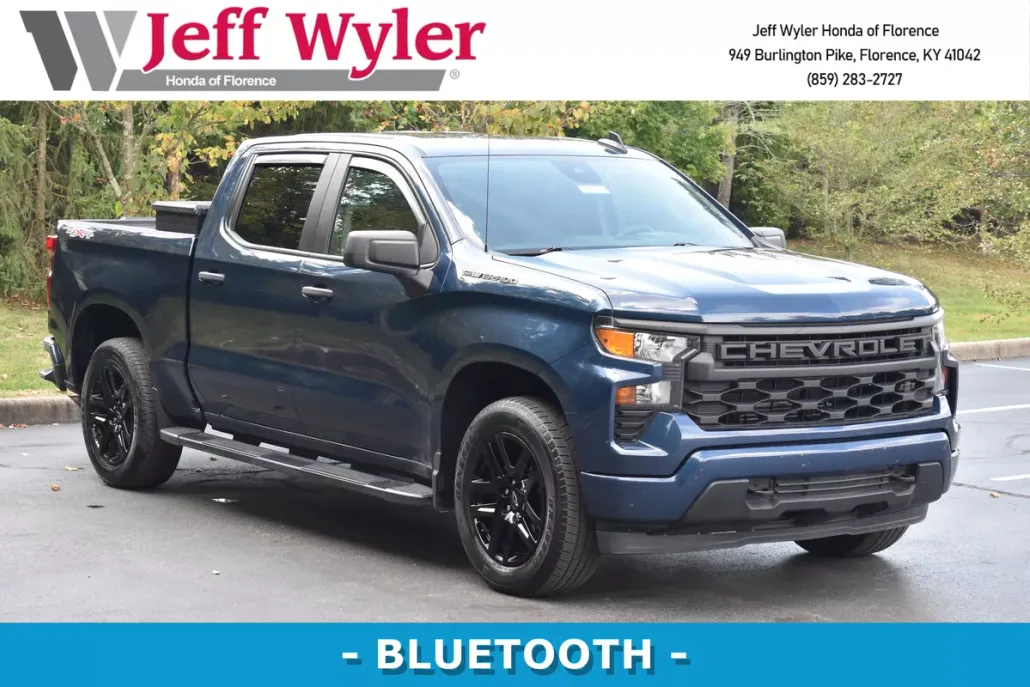 2022 Chevrolet Silverado 1500 Custom photo 1