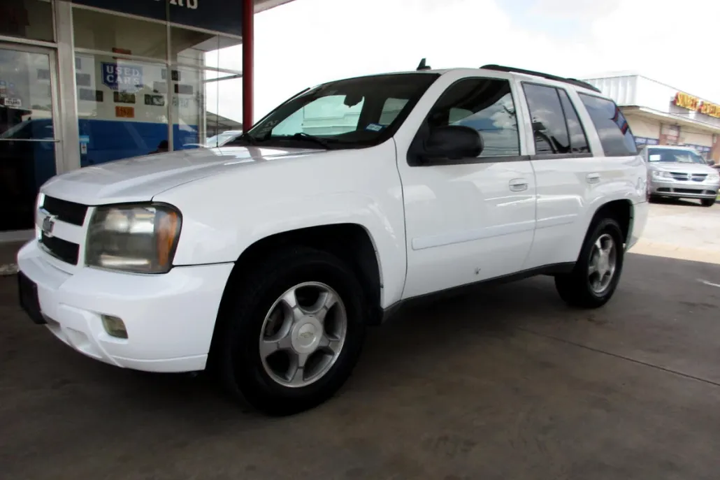 2009 Chevrolet Trailblazer LT photo 1