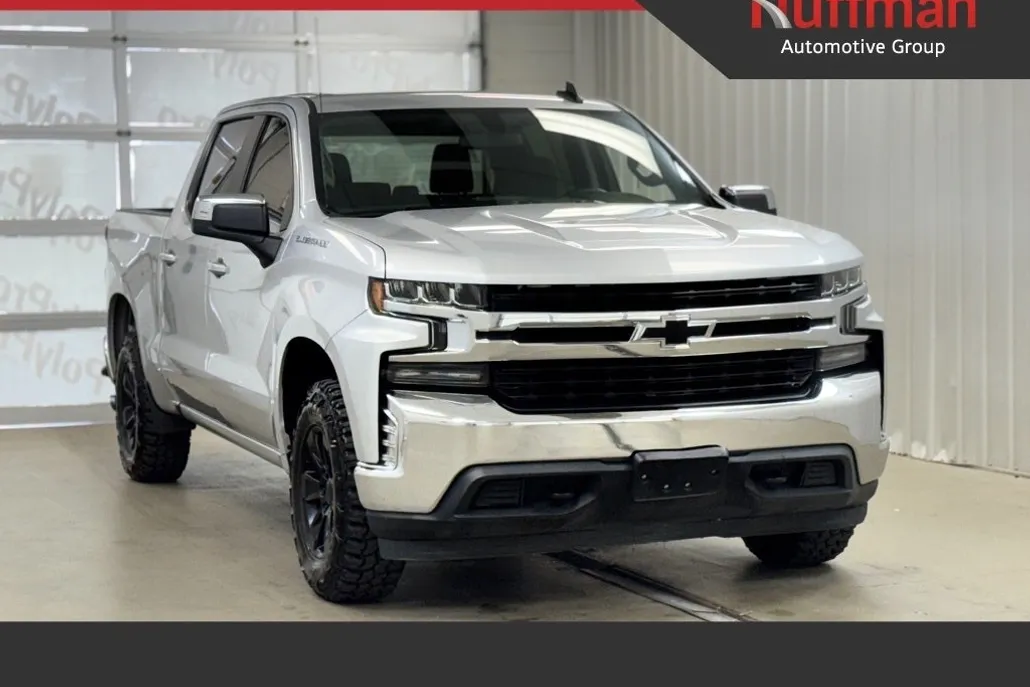 2019 Chevrolet Silverado 1500 LT photo 1