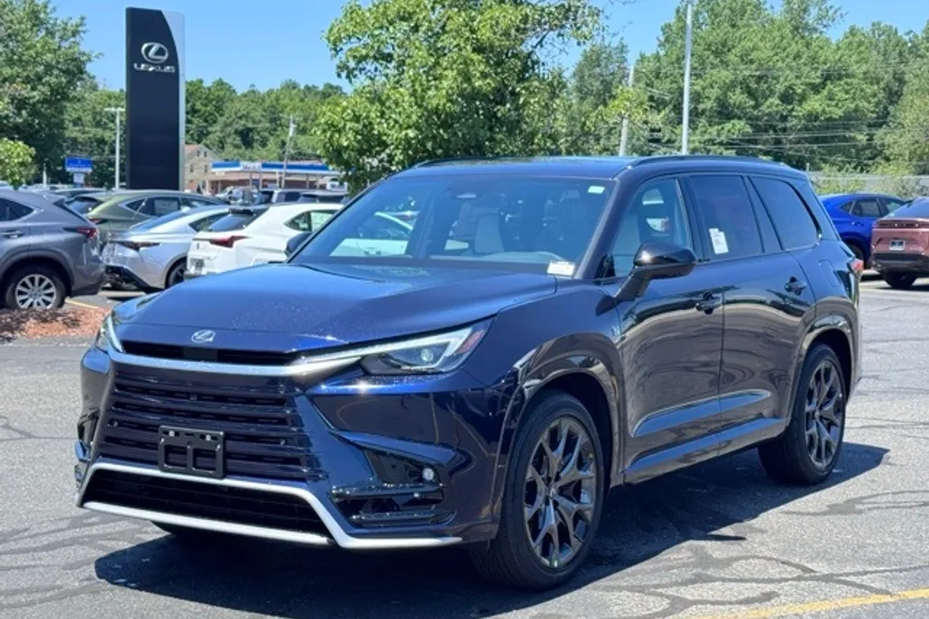2025 Lexus TX 500h F SPORT Performance Premium photo 1