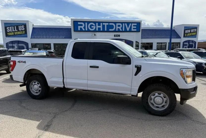 2021 Ford F-150 XL photo 1