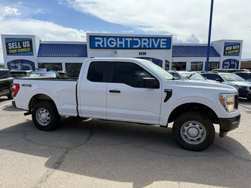 2021 Ford F-150 XL photo 1