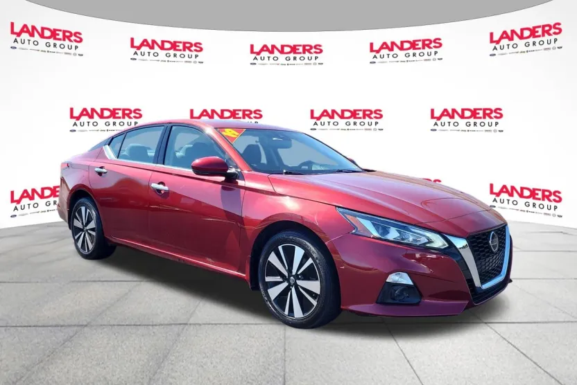 2019 Nissan Altima 2.5 SV photo 1