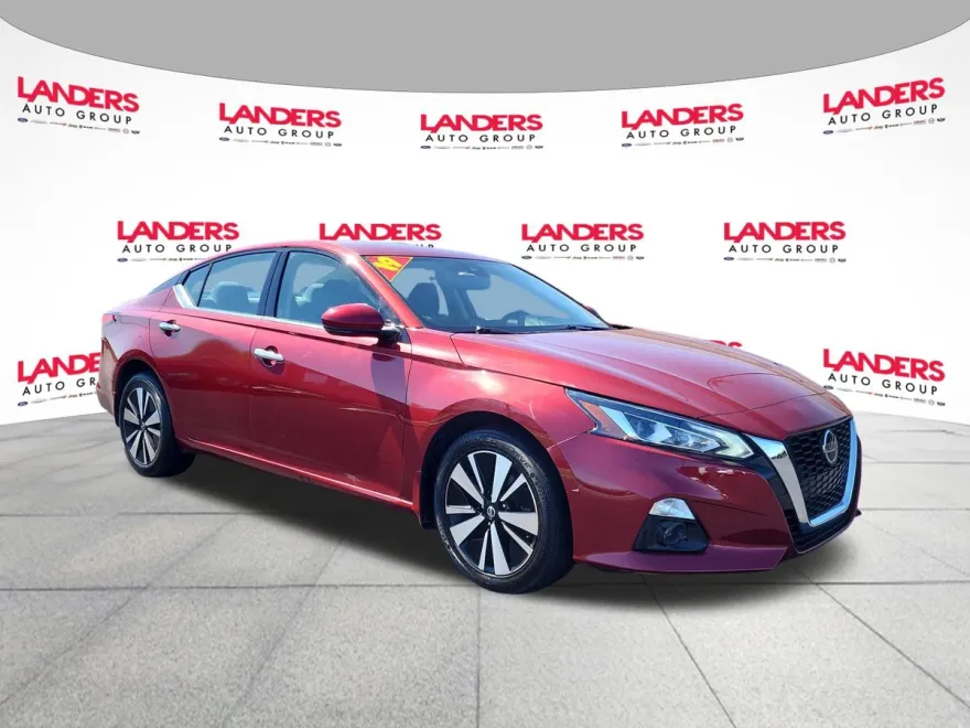 2019 Nissan Altima 2.5 SV photo 1