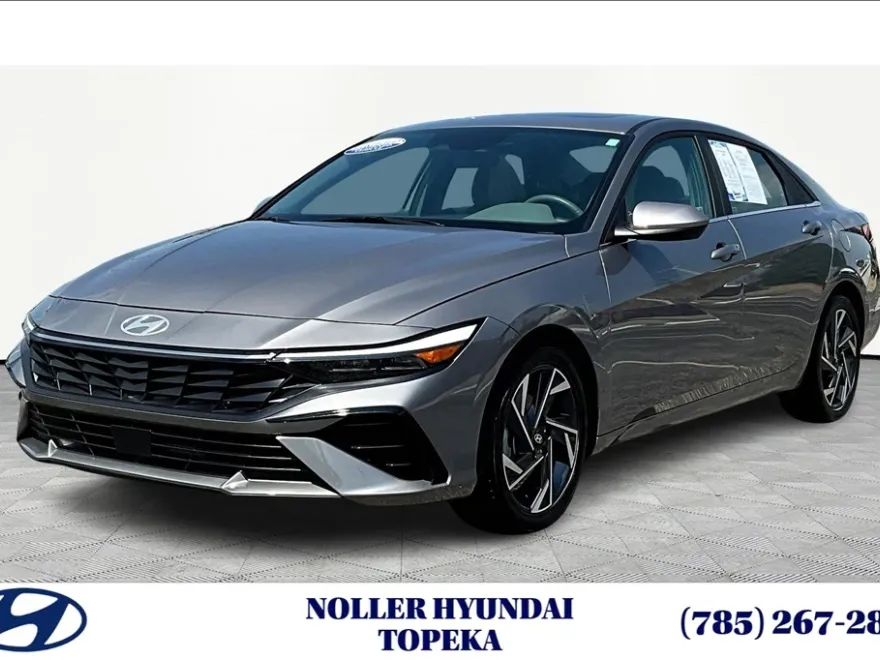 2024 Hyundai Elantra SEL Convenience photo 1