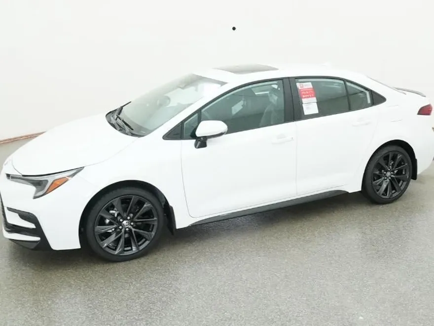 2026 Toyota Corolla XSE photo 1