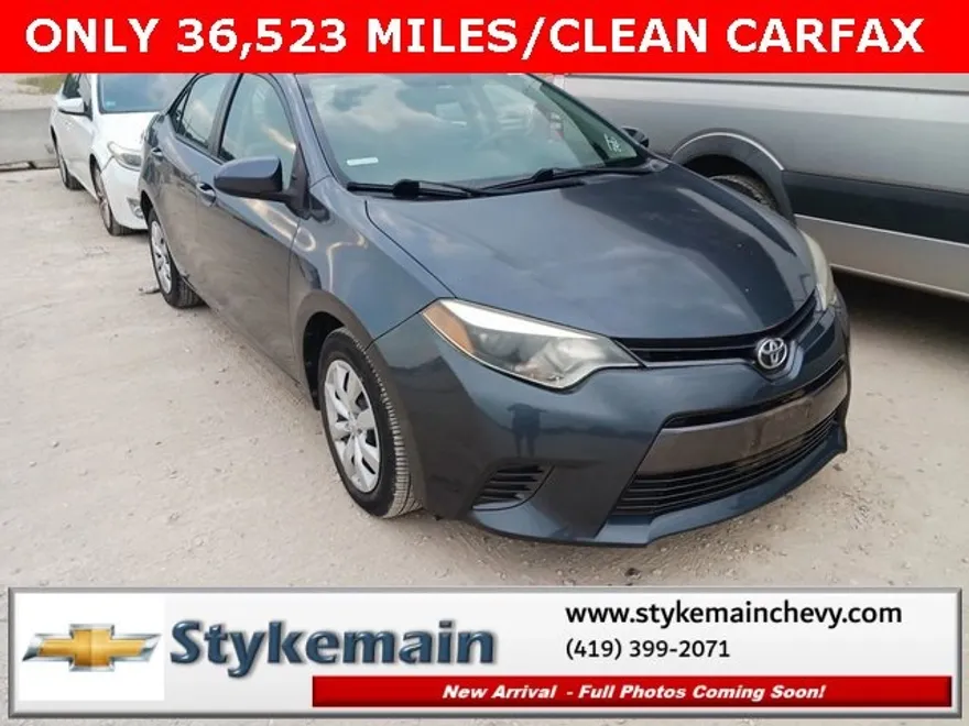 2015 Toyota Corolla L photo 1