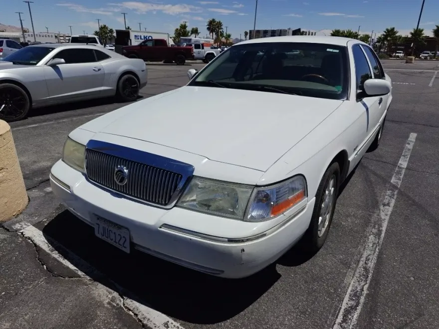 2004 Mercury Grand Marquis LS photo 1