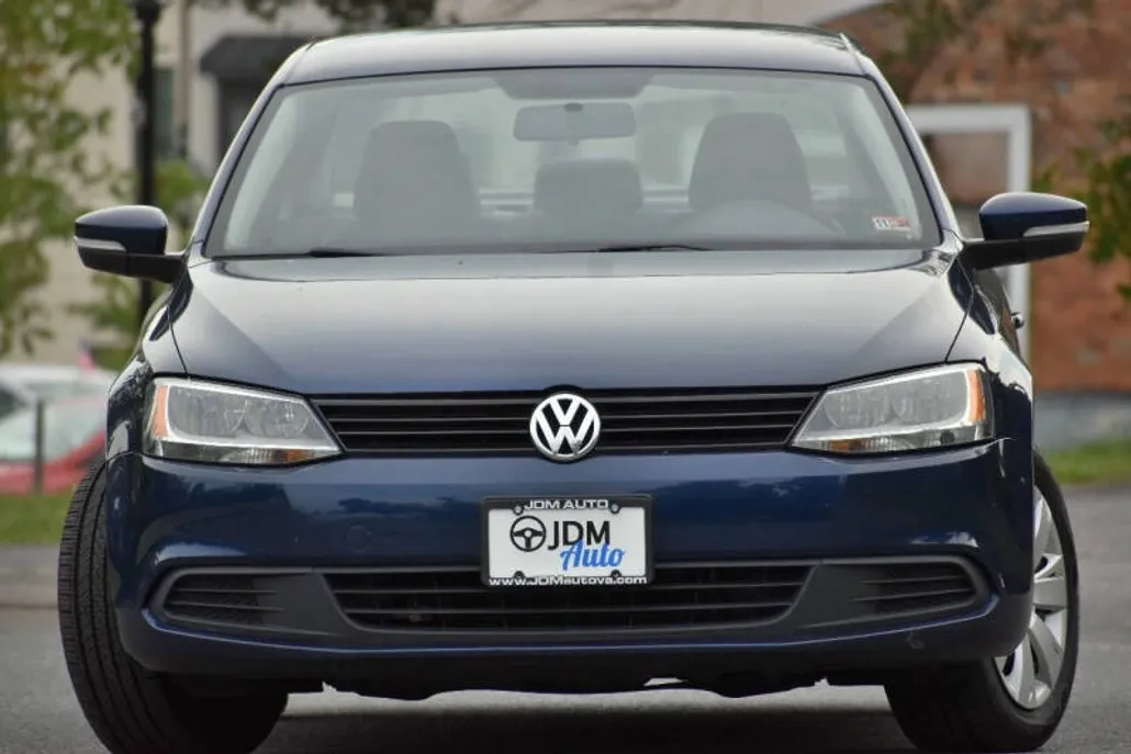 2012 Volkswagen Jetta SE photo 1