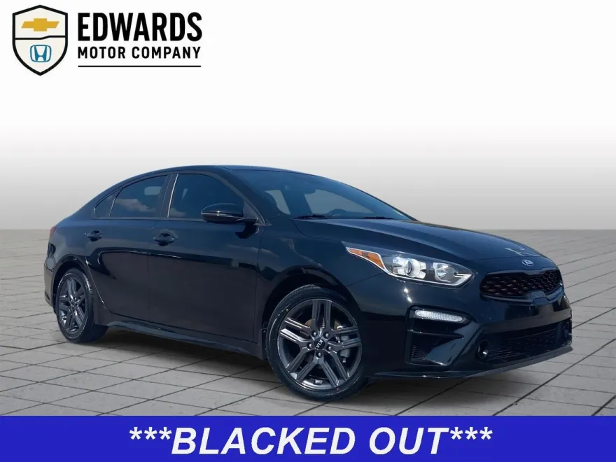 2021 Kia Forte GT-Line photo 1