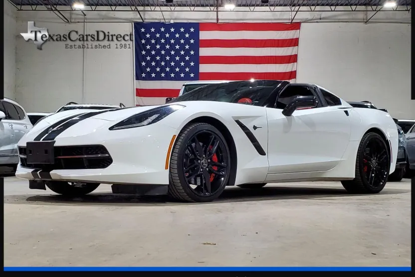 2015 Chevrolet Corvette Stingray 2LT Z51 photo 1