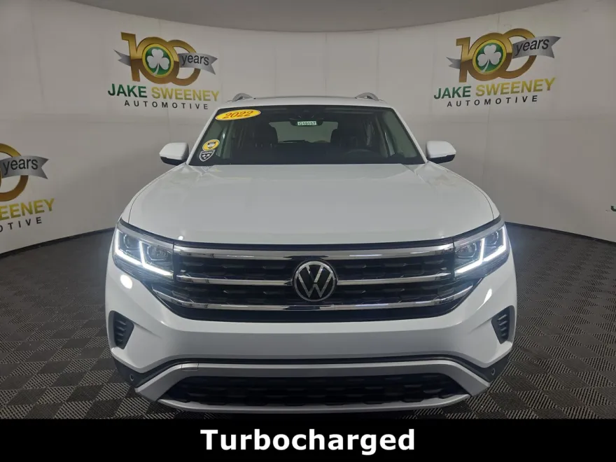 2022 Volkswagen Atlas SEL photo 1