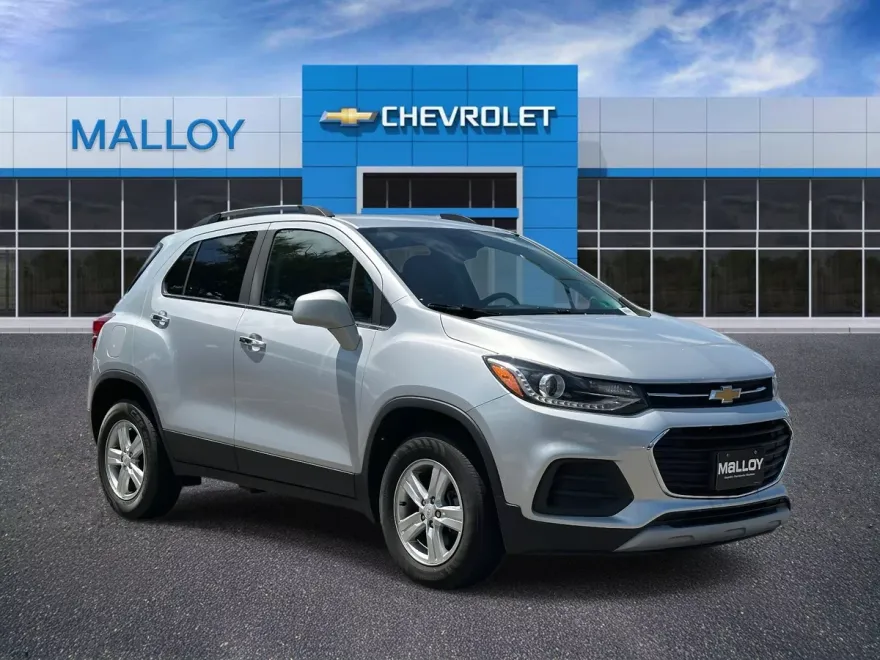 2020 Chevrolet Trax LT photo 1