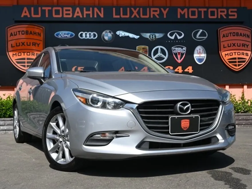 2017 Mazda Mazda3 Touring photo 1