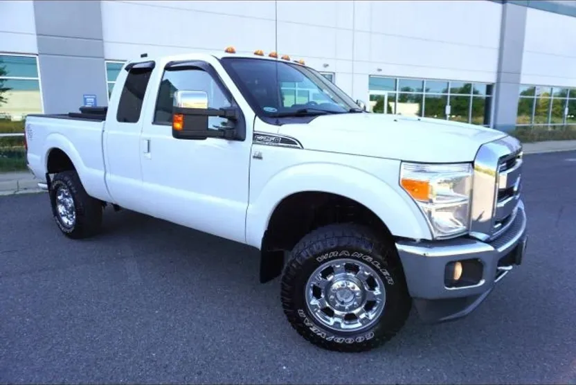 2014 Ford F-250 Lariat photo 1