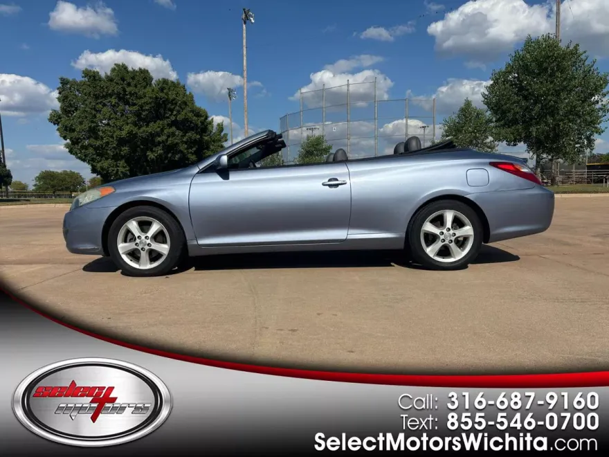 2006 Toyota Camry Solara SE photo 1