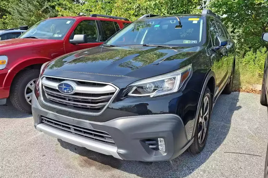 2020 Subaru Outback Touring XT photo 1