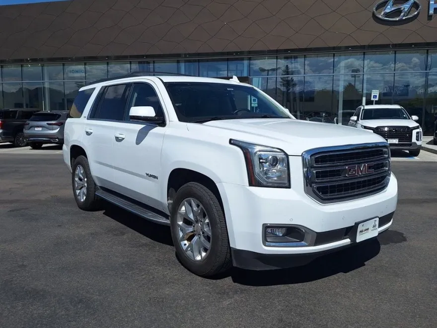 2016 Gmc Yukon SLT photo 1