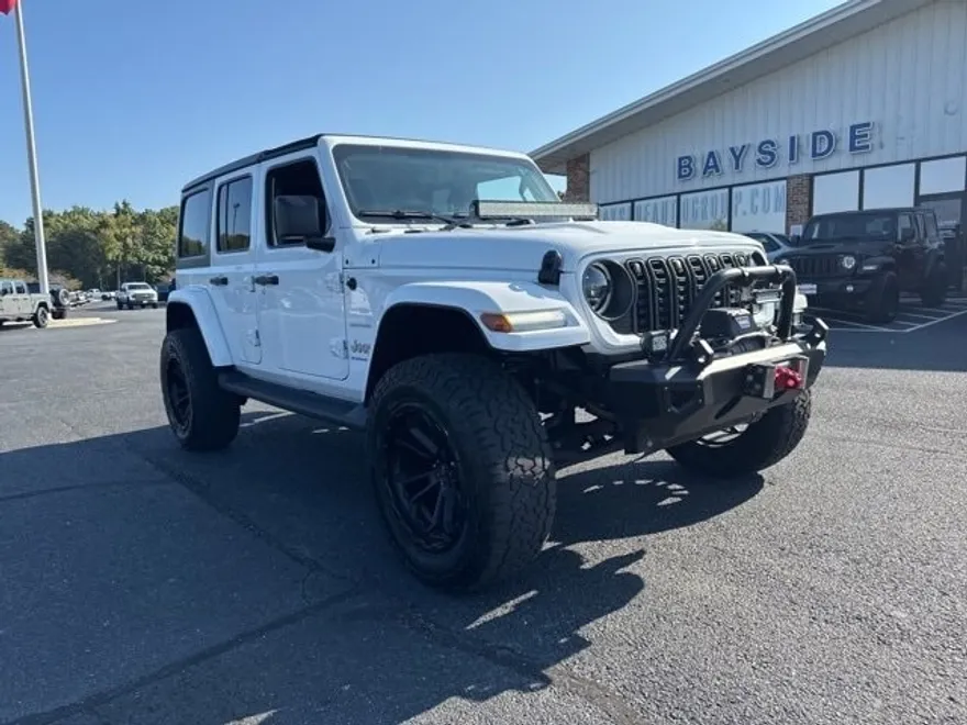 2023 Jeep Wrangler 4xe Sahara photo 1