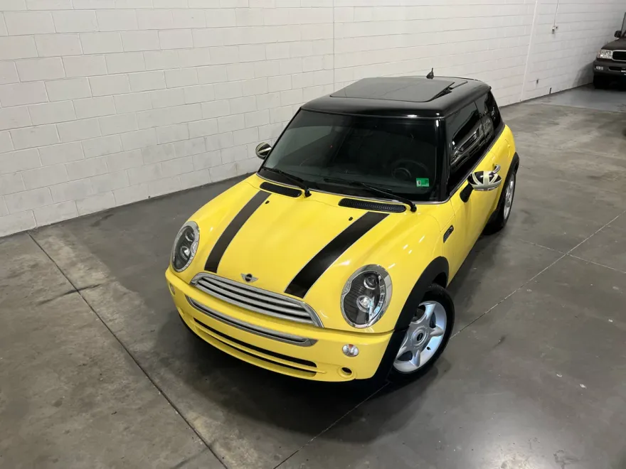 2006 Mini Cooper Base photo 1