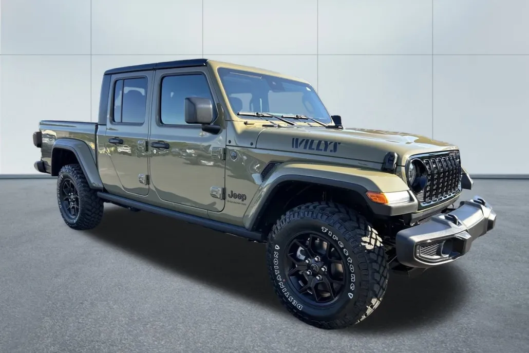 2025 Jeep Gladiator Willys photo 1