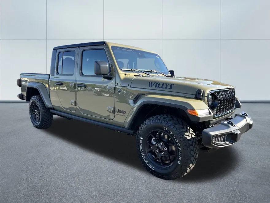 2025 Jeep Gladiator Willys photo 1
