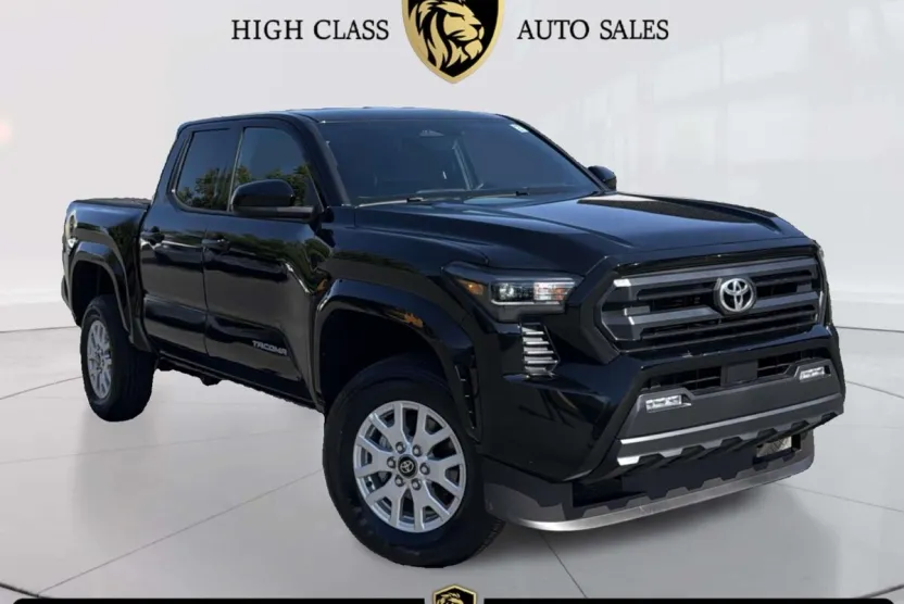 2025 Toyota Tacoma SR Double Cab photo 1