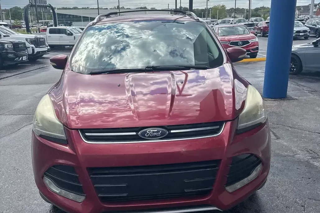 2015 Ford Escape Titanium photo 1