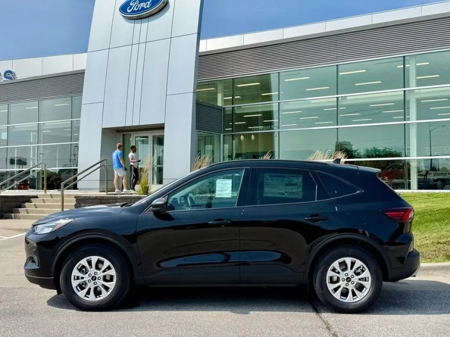 2025 Ford Escape Active photo 1