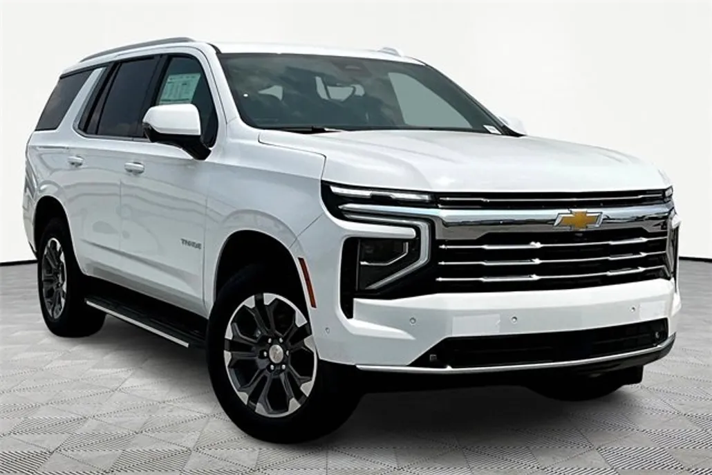 2025 Chevrolet Tahoe LT photo 1