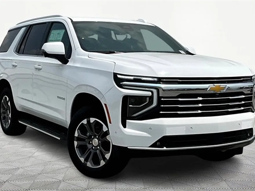 2025 Chevrolet Tahoe LT photo 1