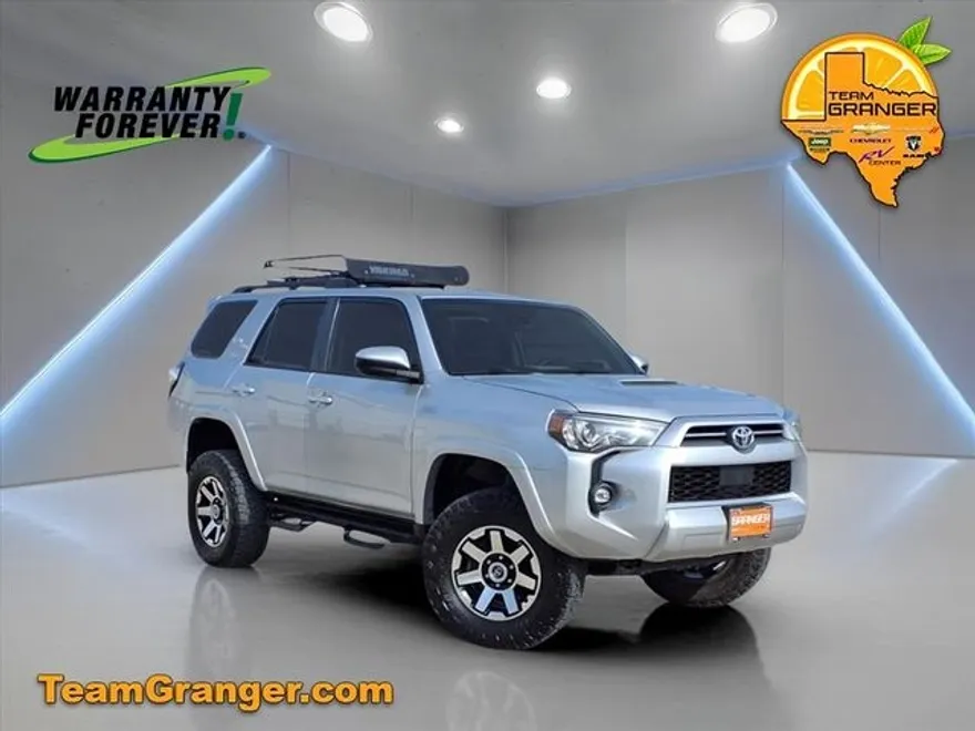 2021 Toyota 4Runner TRD Off-Road photo 1