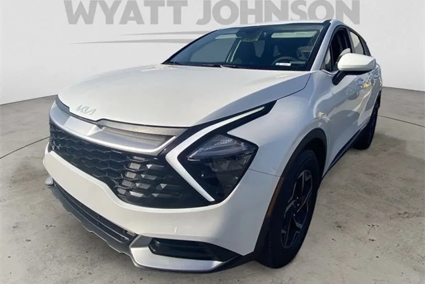 2023 Kia Sportage LX photo 1