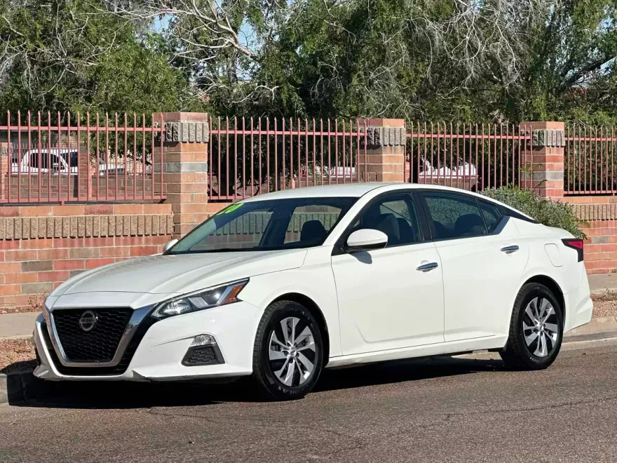2020 Nissan Altima 2.5 S photo 1