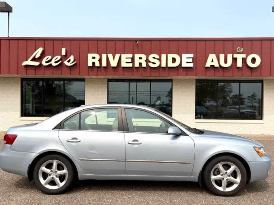 2008 Hyundai Sonata Limited photo 1