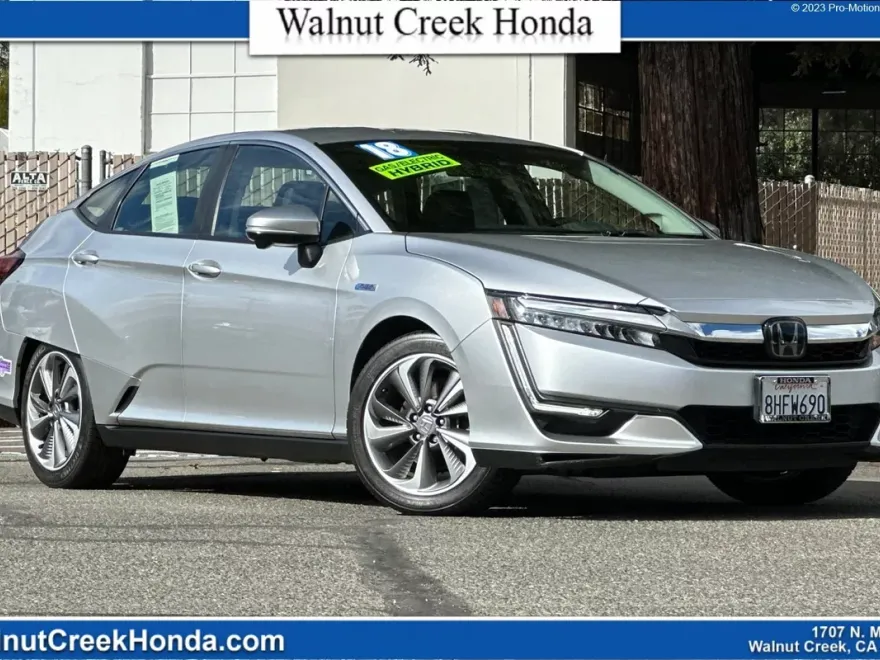 2018 Honda Clarity Plug-In Hybrid Touring photo 1