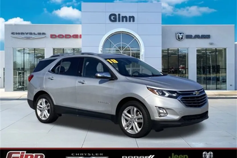 2019 Chevrolet Equinox Premier photo 1