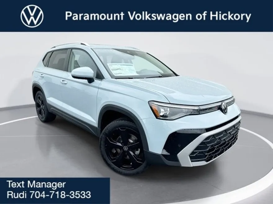 2025 Volkswagen Taos SEL photo 1