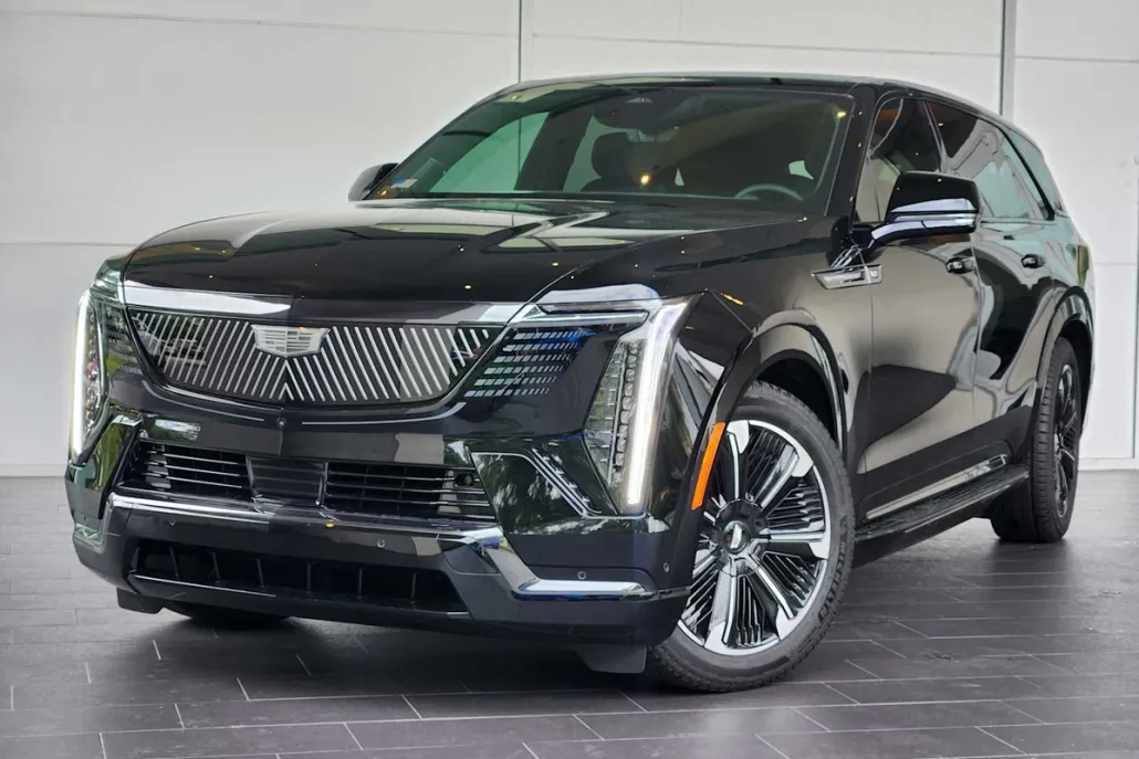 2025 Cadillac Escalade IQ Sport photo 1