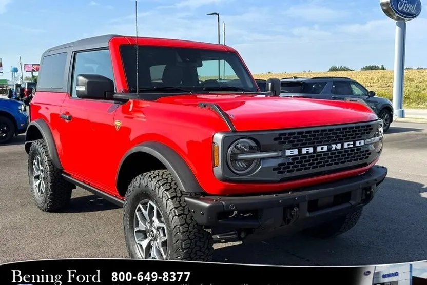2024 Ford Bronco Badlands photo 1