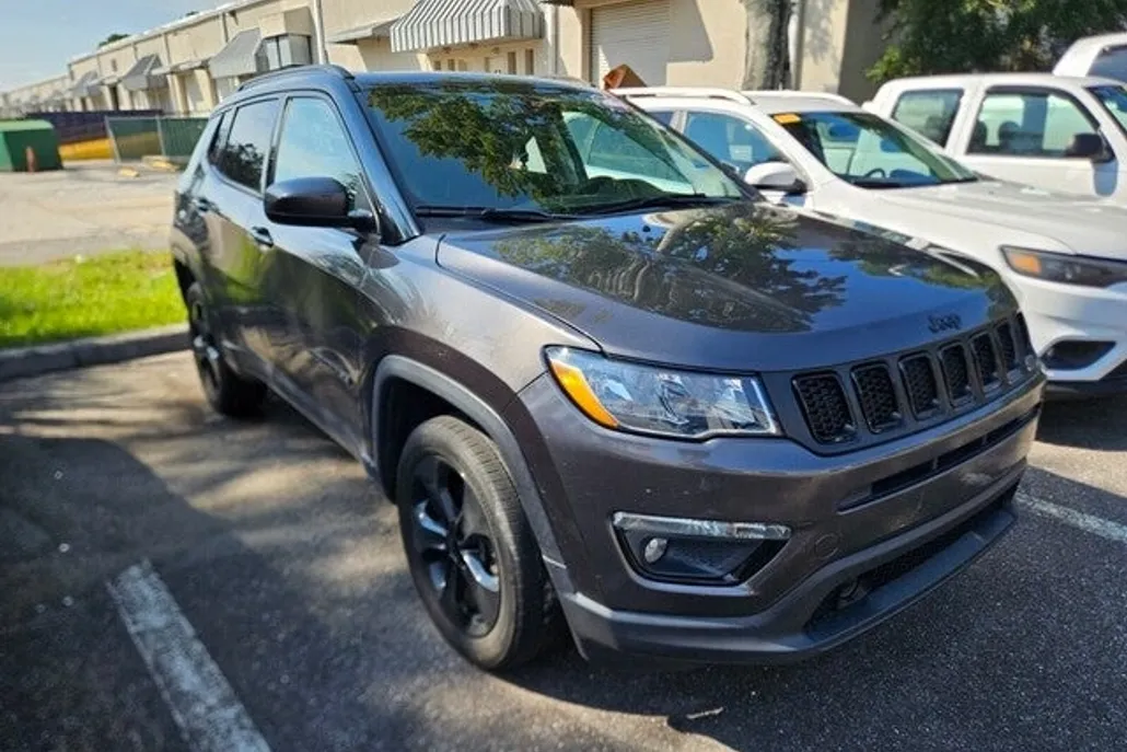 2021 Jeep Compass Altitude photo 1