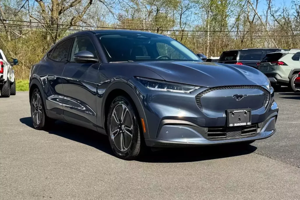 2021 Ford Mustang Mach-E Select photo 1