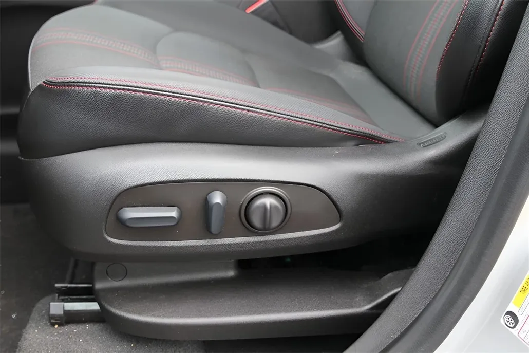 2022 Chevrolet Equinox RS photo 1