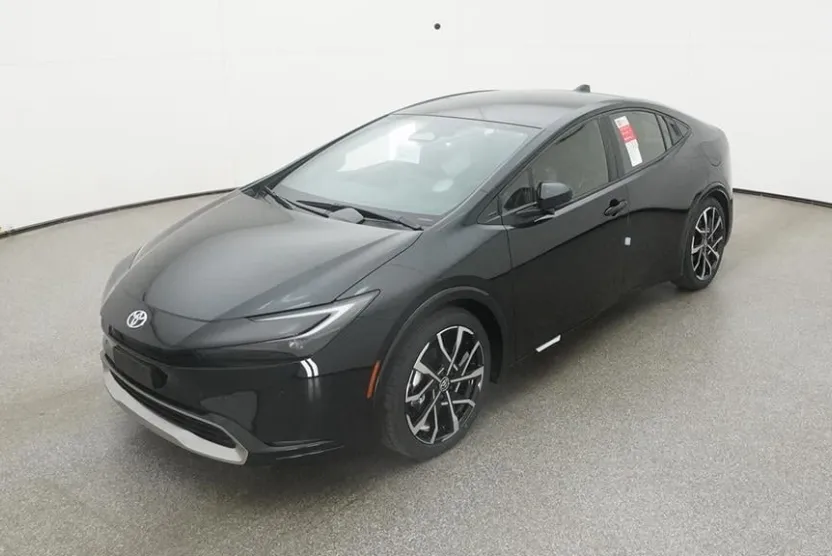 2024 Toyota Prius Prime XSE photo 1