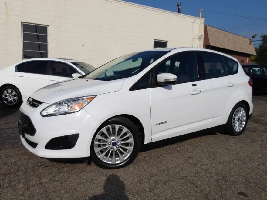 2017 Ford C-Max Hybrid SE photo 1