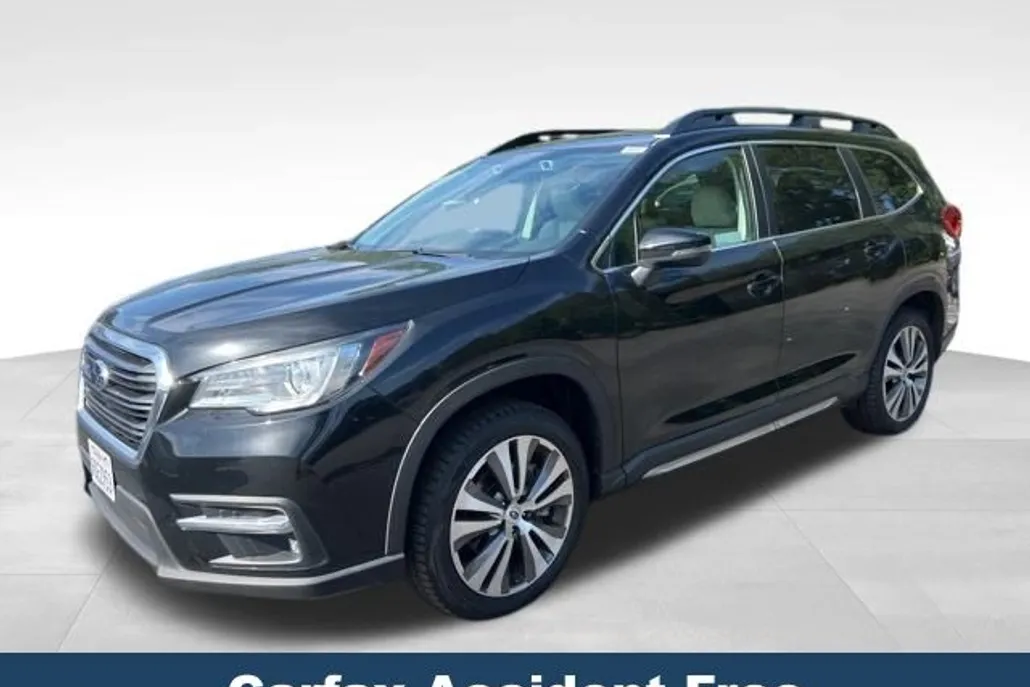 2022 Subaru Ascent Limited photo 1