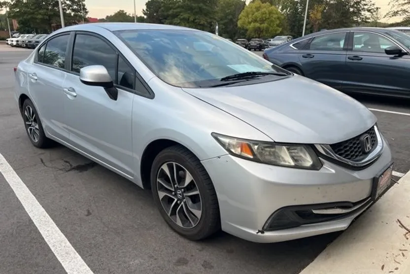 2013 Honda Civic LX photo 1