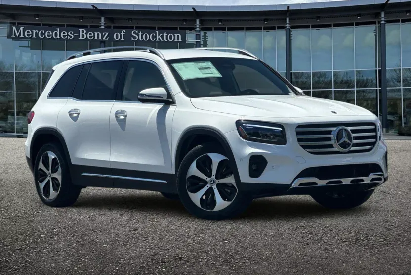 2025 Mercedes Benz GLB 250 photo 1
