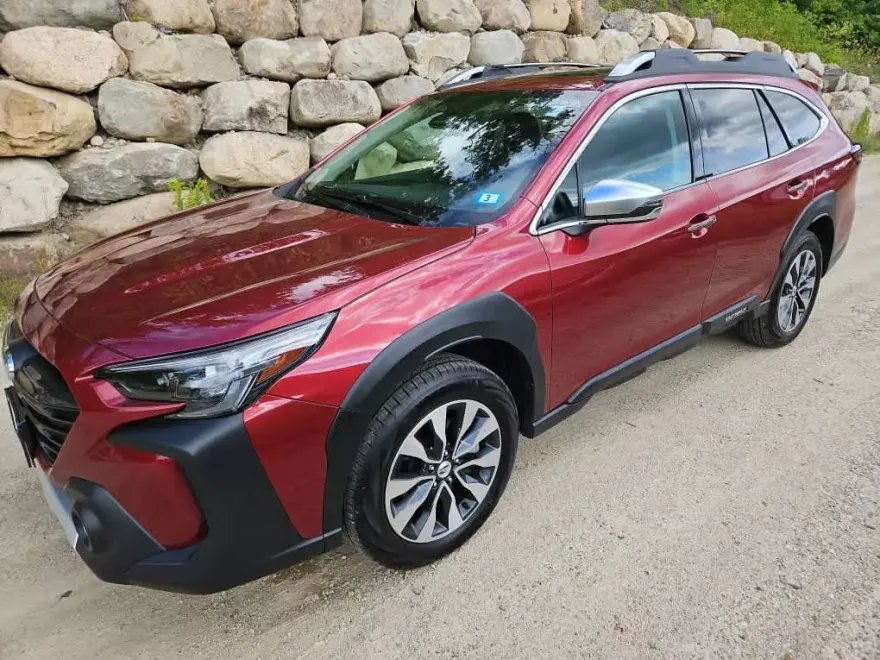 2024 Subaru Outback Touring XT photo 1