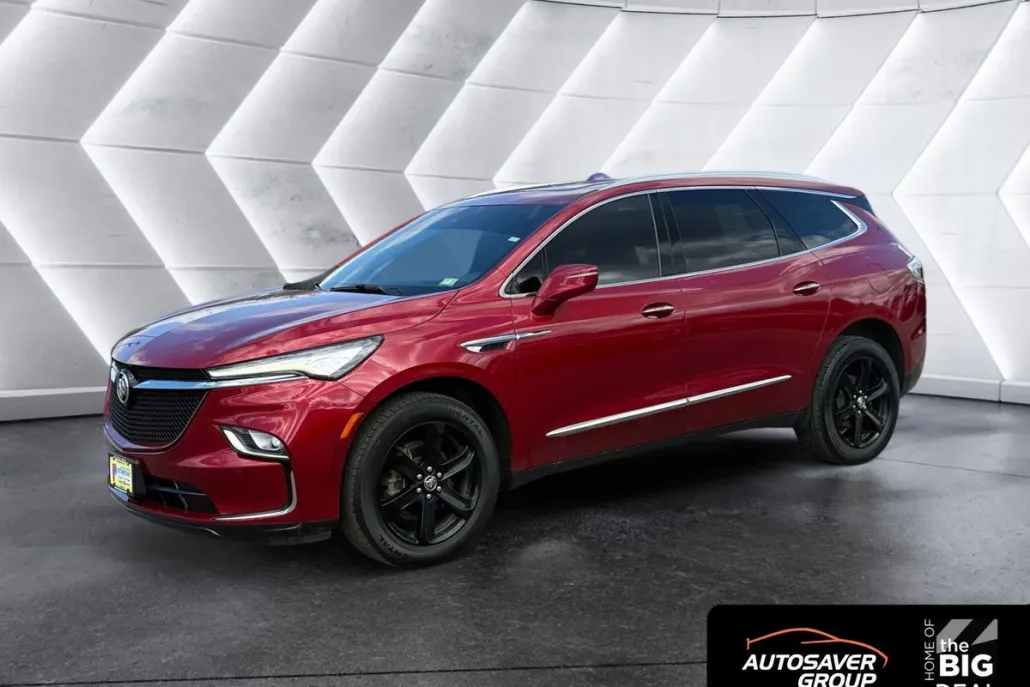 2023 Buick Enclave Essence photo 1